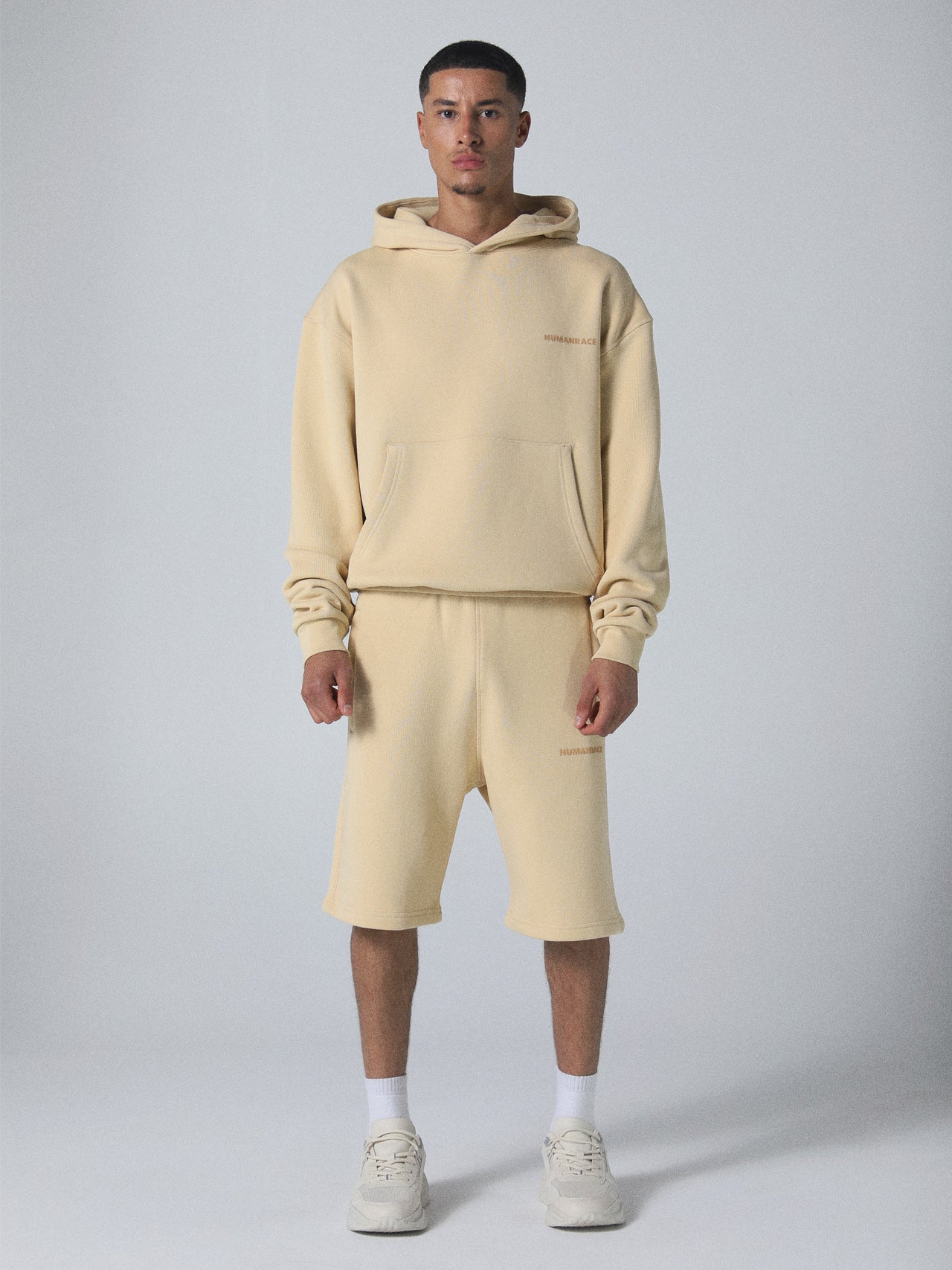 Stars Shorts in Vintage Yellow