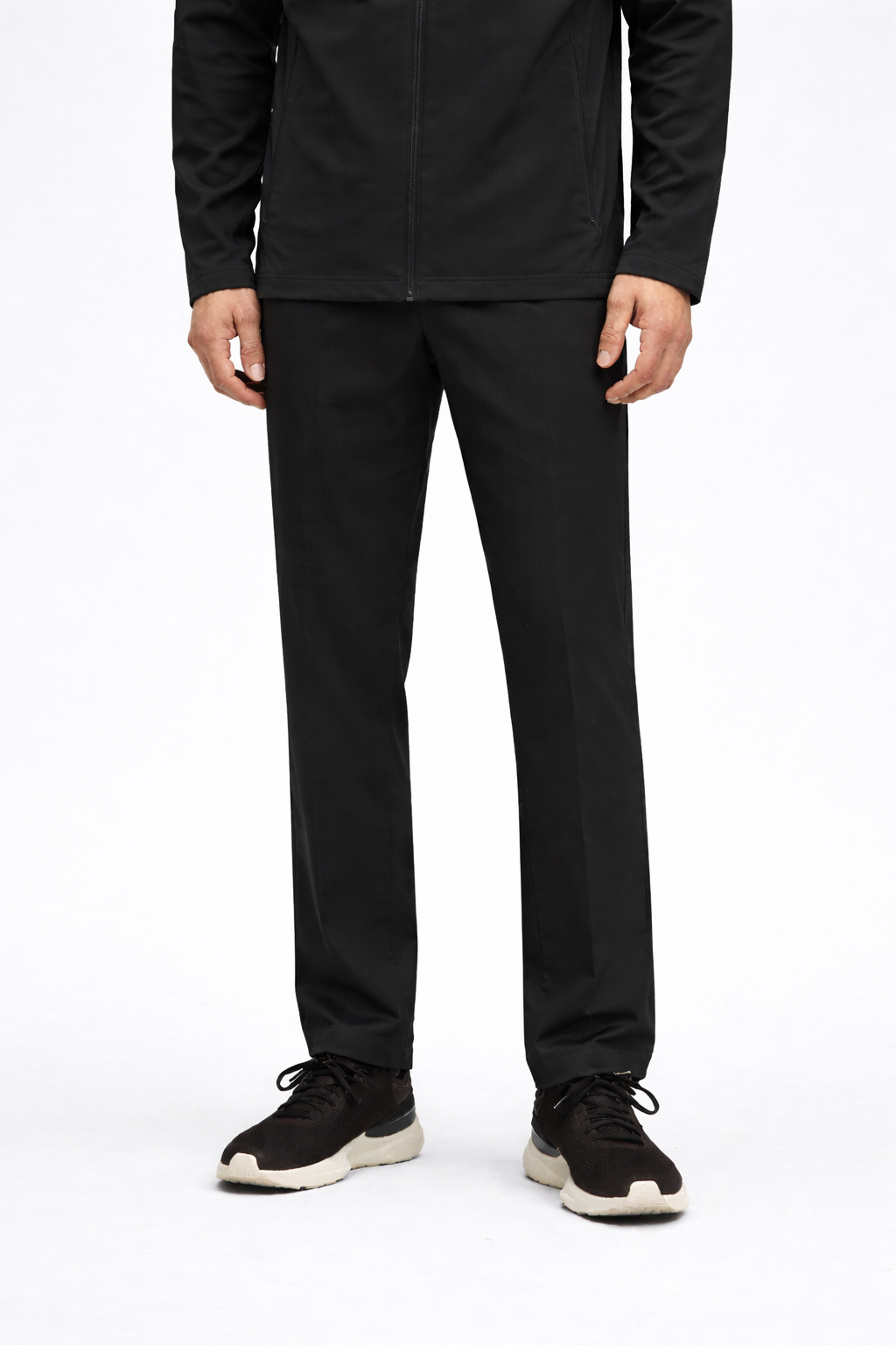 Trail Breaker Jogger in Black