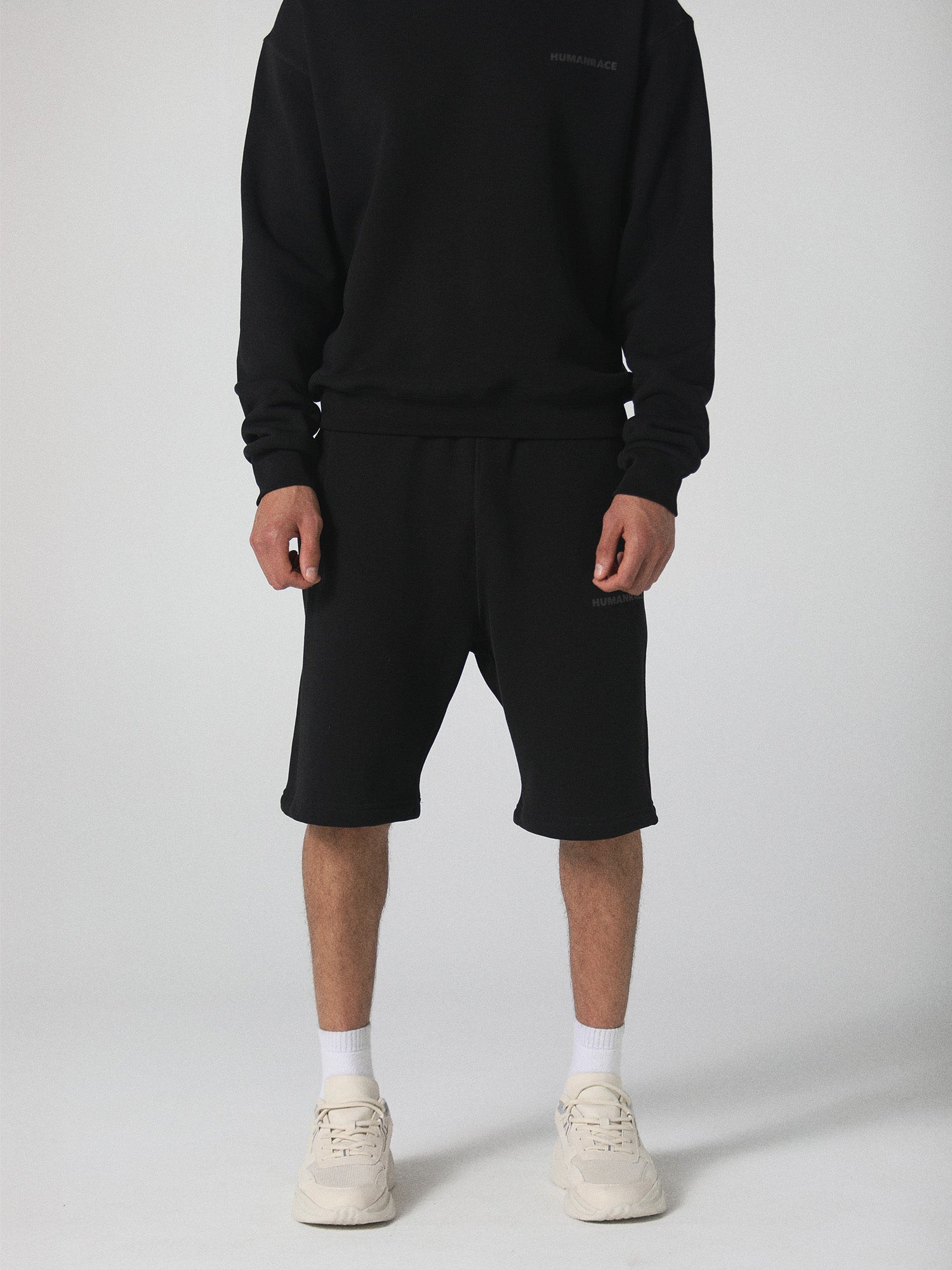 Stars Shorts in Black