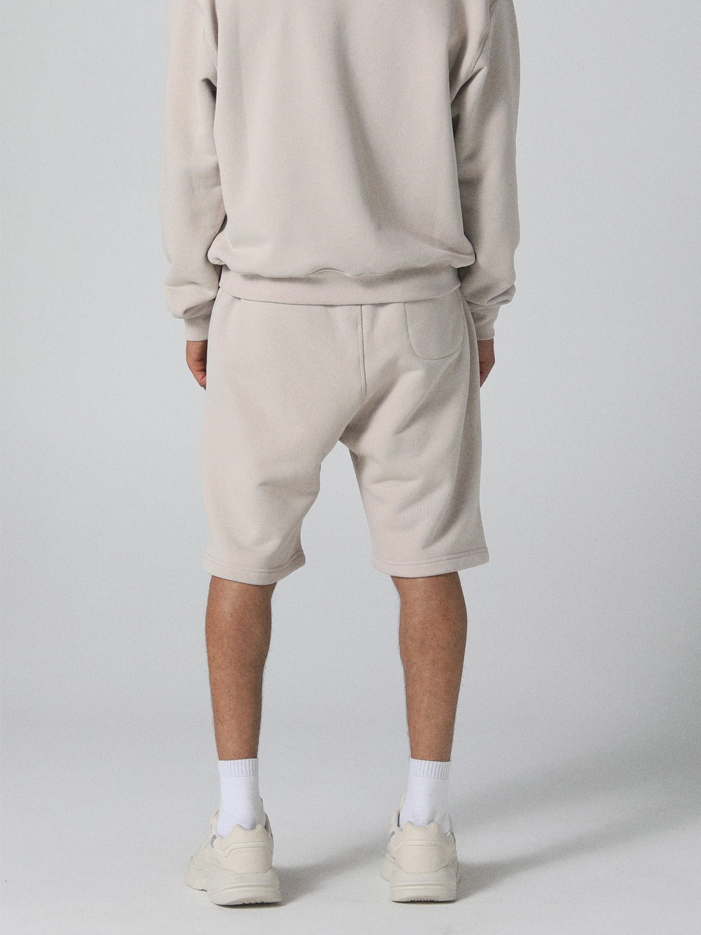 Stars Shorts in Deep Taupe