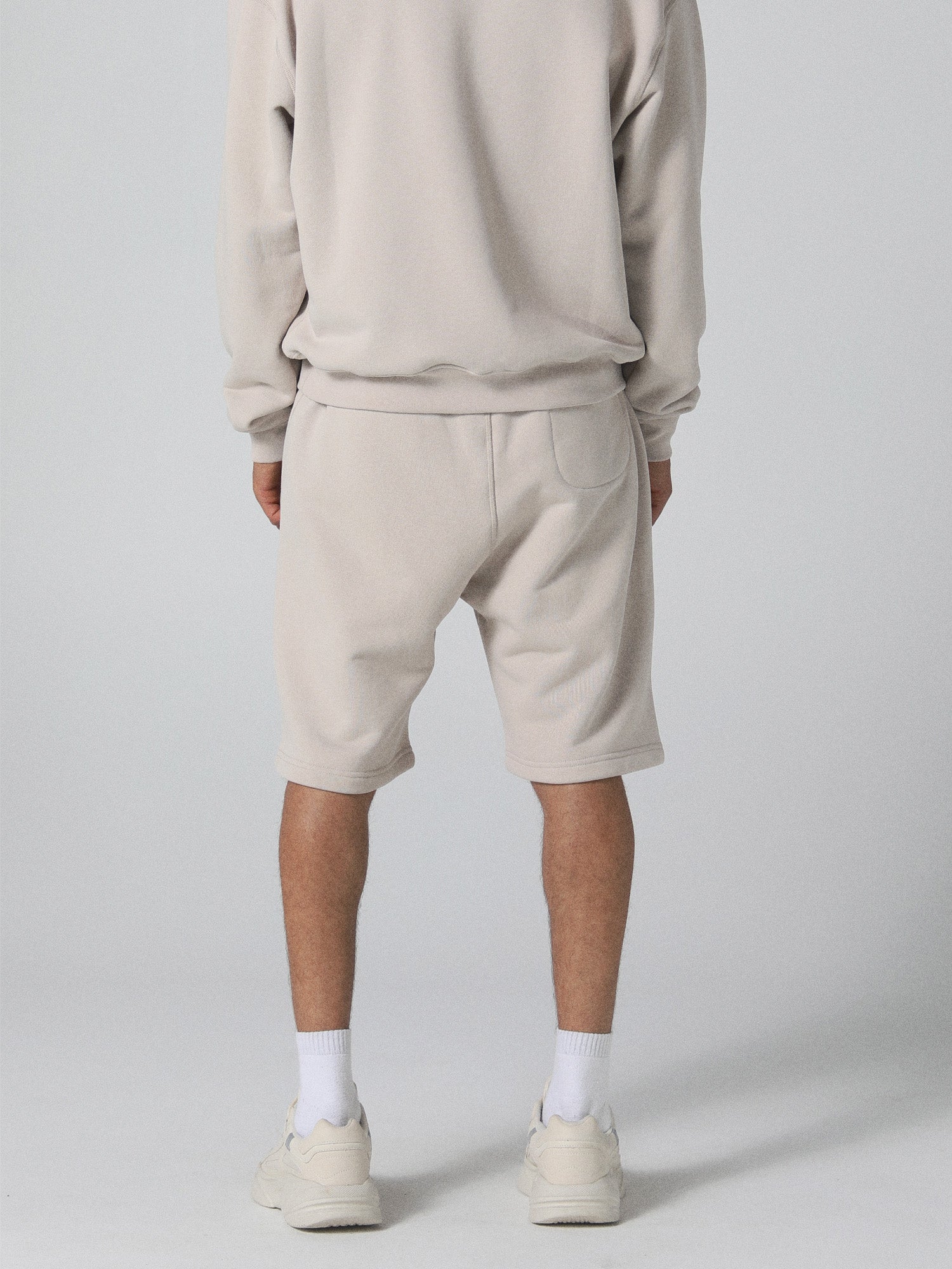 Stars Shorts in Deep Taupe