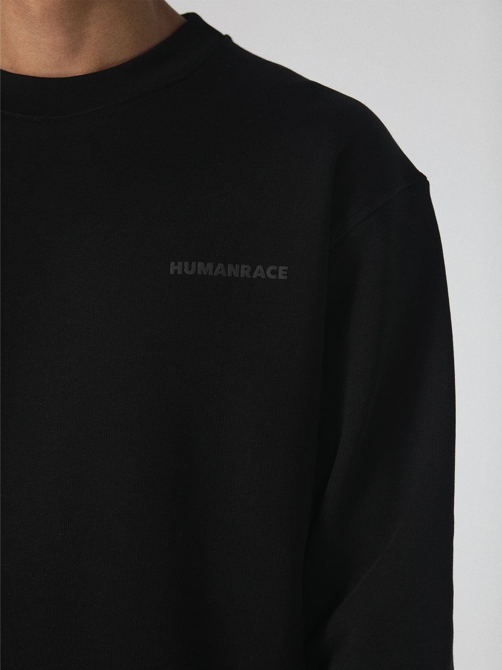 World Crewneck in Black